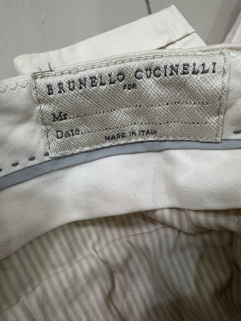 BRUNELLO CUCINELLI | Slimfit Cargo Trousers (Category: Trousers) located in Lapu Lapu. Submitted by nervecloset (Listing ID 1439117726, Image 3). Description: BRUNELLO CUCINELLI | Slimfit Cargo Trousers size 46 on tag Fits 31-32 Actual measurements shown in photos Excellent condition 4800 + sf .