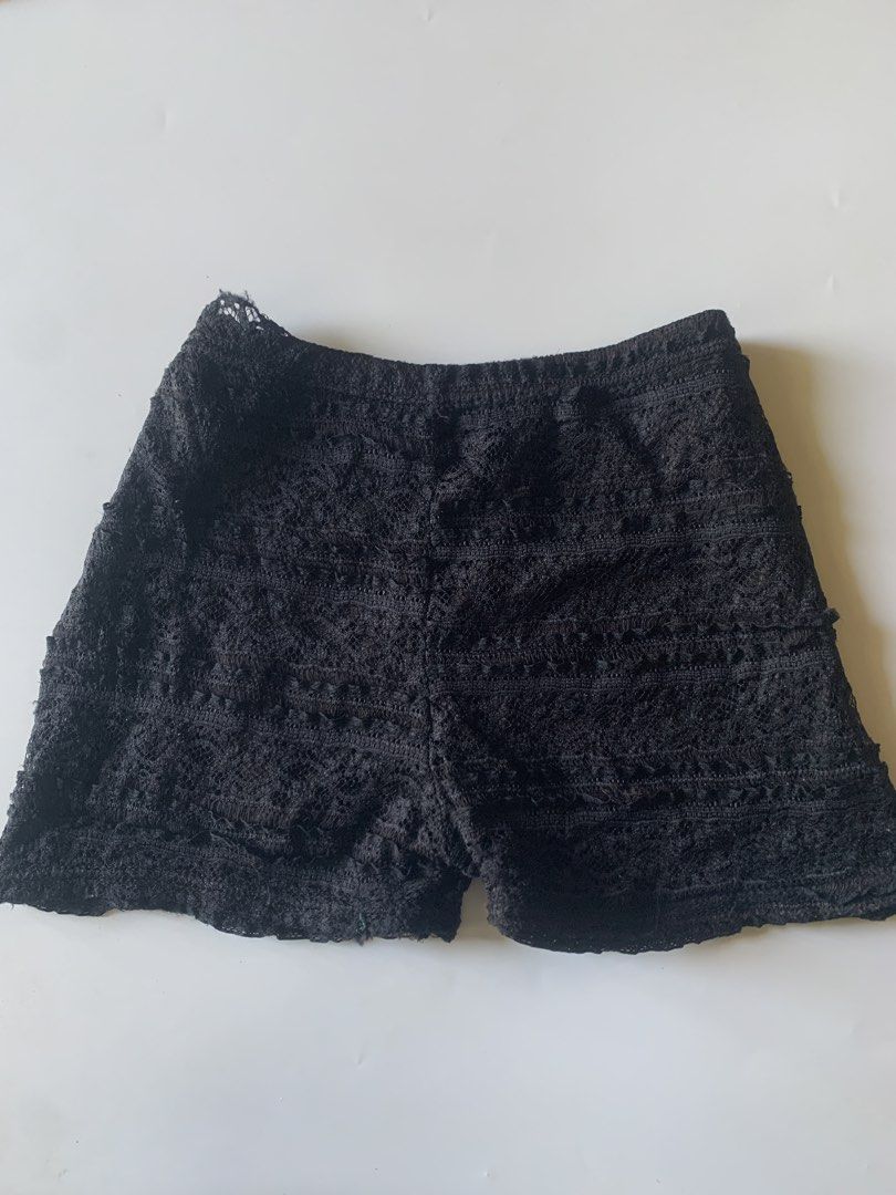 Bundle Polka bikini top & Boho black shorts (Category: Bikinis & Swimsuits) located in Dumangas. Submitted by lavish.ph_igshop (Listing ID 1439208905, Image 2). Description: Top: Size: XS-M, bust 32-35 Padded Minimal pink discoloration on small ribbon (does not effect the look) Bottom: Size: W 14.5(loose garter), L 11 .