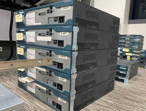 Buyer of Server, Computers, Laptop (Category: Looking For) located in Manila. Submitted by scrap.buyer_4 (Listing ID 1439238033, Image 1). Description: Turn Your Trash into Cash ! 🗑️💰👍 Buyer of Scrap items/Defective For Dispose Offices, Warehouses, Companies moved out hauling, Establishment, Schools Please send picture/list to review via email scrapbuyer2015@yahoo.com or n u m b e r: 09178935104 We accept the following bulk/lot -Aircons -Serve