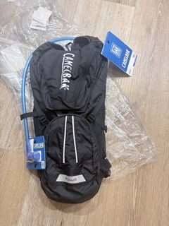 （分類：）位於 。 由 sellmygood88 提交（商品編號 1439137618，圖片 1）。簡介： 。