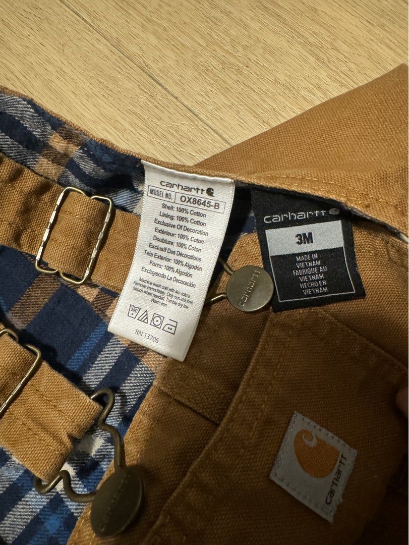 Carhartt Infant Canvass Bib Overalls (Category: Babies & Kids Fashion) located in Pasig City. Submitted by canadianlootstuts (Listing ID 1439136713, Image 3). Description: Like new condition. Worn only twice from my son. Size 3 months on tag but fit more bigger like 6 months up (depends on how big the baby). Really cool for baby’s fashion specially if you are a carhartt fanatic. .