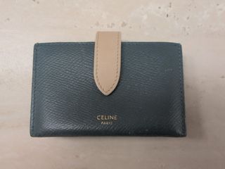 （分類：）位於 。 由 tsallinguini 提交（商品編號 1439179961，圖片 1）。簡介： 。