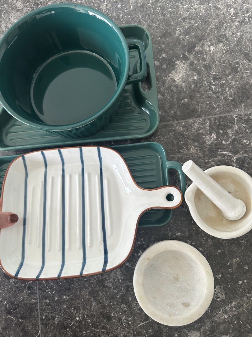 Ceramic Kitchenware Set - Baking Dishes, Mortar & Pestle460341431365150722