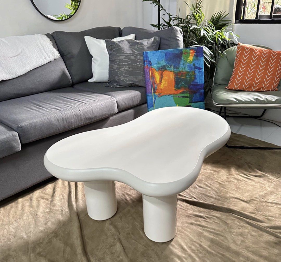 Cloud Center Coffee Table (Category: Tables & Sets) located in Valenzuela. Submitted by jhagonzales (Listing ID 1439172725, Image 2). Description: .