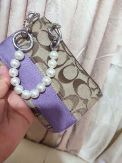 (Category: ) located in . Submitted by MarieBags (Listing ID 1439250445, Image 1). Description: .