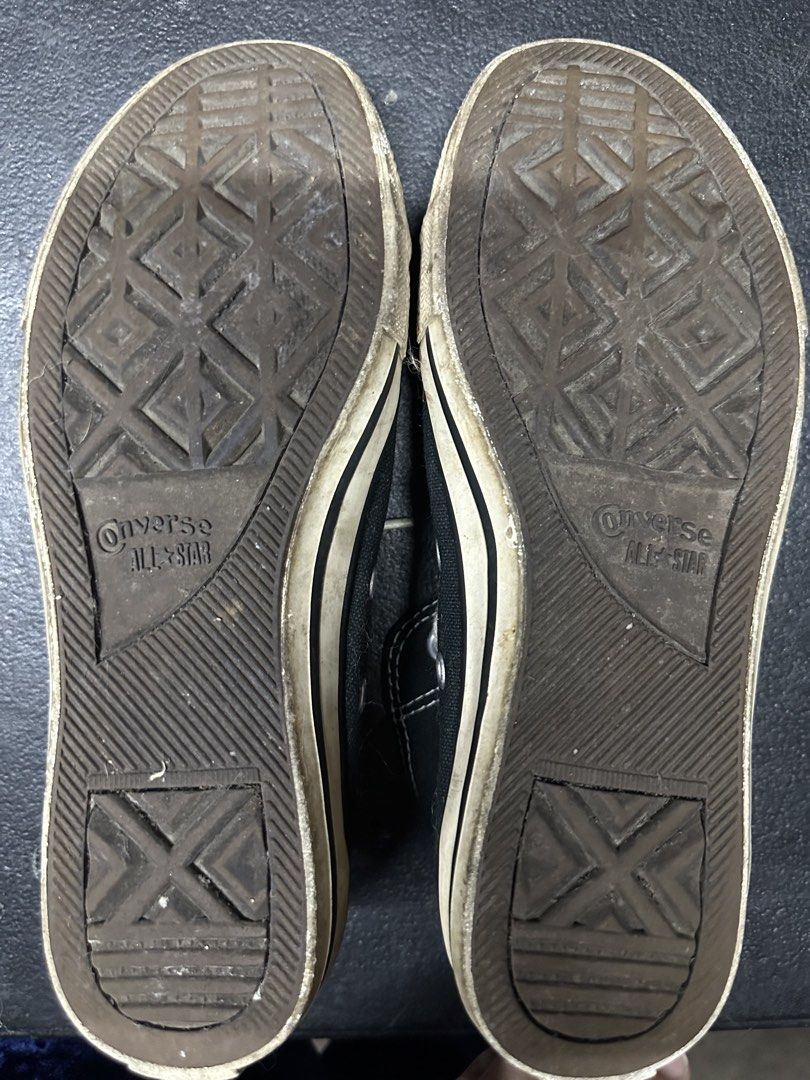 Converse All Star High Cut (Category: Sneakers) located in Quezon City. Submitted by plzdeclutter (Listing ID 1439216319, Image 3). Description: Classic Converse high cut Signs of wear but no major issue Size 5 Womens.