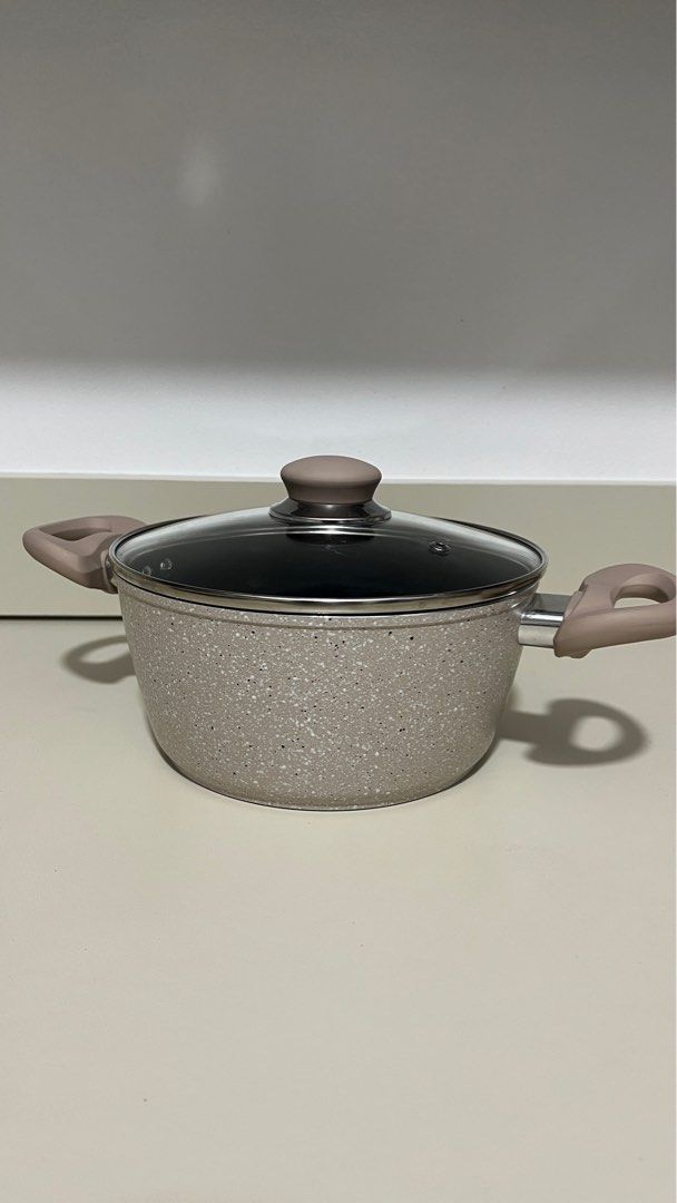 Cookware for Induction cooker (Category: Cookware & Accessories) located in Pasig City. Submitted by thestylesisters (Listing ID 1439200620, Image 2). Description: Pot ( 8.5 inch diameter ) SRP P 2300 Pan ( 10.5 inch diameter ) SRP P 1400 Take both for P 3000 Barely used . Bought less than a month ago. .