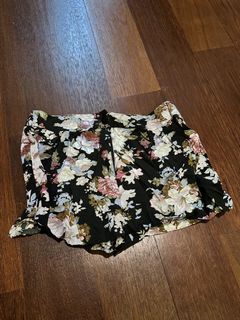 (Category: ) located in . Submitted by napreloved_ (Listing ID 1439177559, Image 1). Description: .
