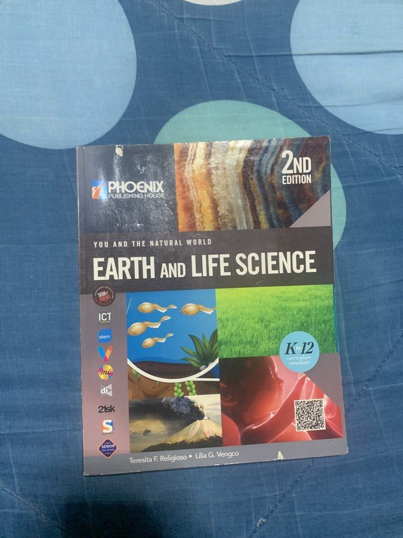 Earth and Life Science Textbook 2nd Edition (Category: Textbooks) located in Manila. Submitted by yourlizzoe (Listing ID 1439223031, Image 1). Description: For Grade 11 & 12 students🩷 - Earth and Life Science textbook, 2nd edition - Published by Phoenix Publishing House - Suitable for K-12 curriculum - Covers topics on the natural world - Authored by Teresita F. Religioso and Lilia G. Vengco Selling brand new and preloved books in excellent cond