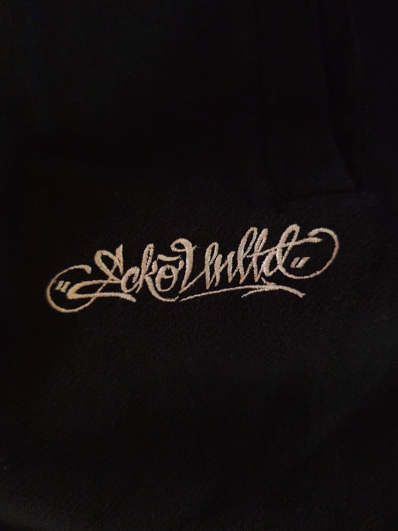 Ecko unlimited Y2k baggy (Category: Joggers) located in Davao. Submitted by thriftpingts (Listing ID 1439111276, Image 3). Description: Ecko unlimited Baggy jogger (M on tag) Condition: 10/10 Color rate : 10/10 Waist: 28-32 Length: 41 Washtags: ✅ Issue: ❌.