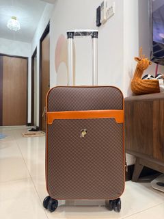 (Category: ) located in . Submitted by mrandmsluggages (Listing ID 1439226714, Image 1). Description: .