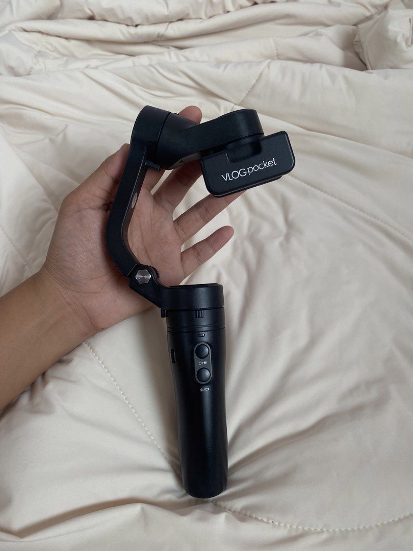 FeiyuTech Vlog Pocket Gimbal (Category: Gimbals & Stabilizers ) located in Santa Cruz. Submitted by narda_ (Listing ID 1439152457, Image 1). Description: still working no charger - android yung charger no stand hehe price is negotiable 📍 Laguna Jnt Shipping .