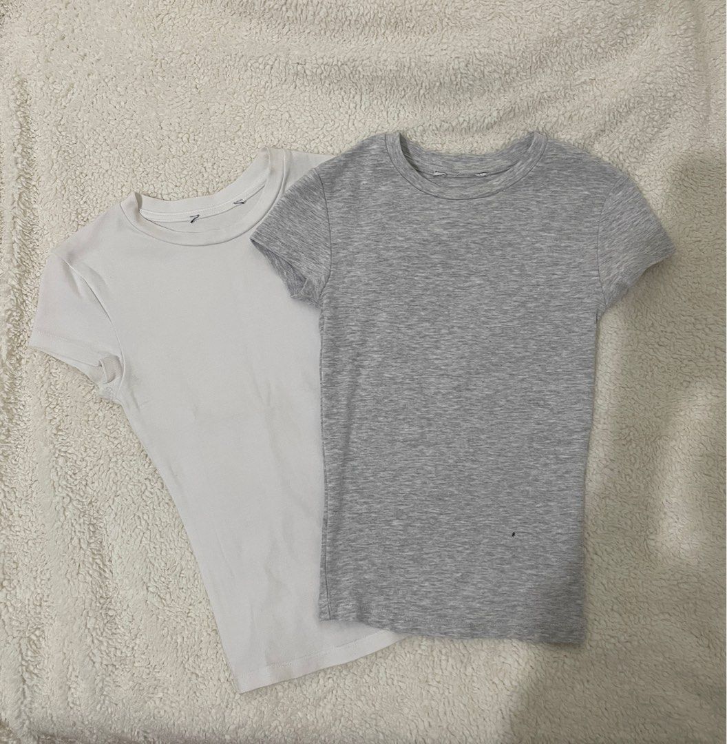 Fitted Crop Top (Category: Blouses) located in Santa Rosa. Submitted by closetbykenny (Listing ID 1439176394, Image 1). Description: 200 FOR BOTH SIZE XXS-XS MOP: GCASH MOD: J&T/LALAMOVE LOCATION: MANILA .
