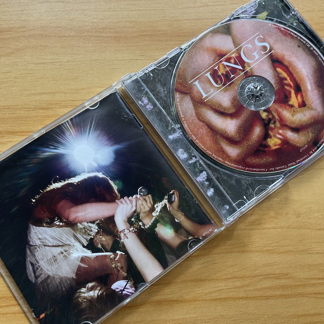 Florence + The Machine - Lungs CD (Category: CDs & DVDs) located in General Santos City (Dadiangas). Submitted by sullenboydistro (Listing ID 1439123303, Image 3). Description: 💿 Florence + The Machine - Lungs (Canada Press) NM 💵 550.