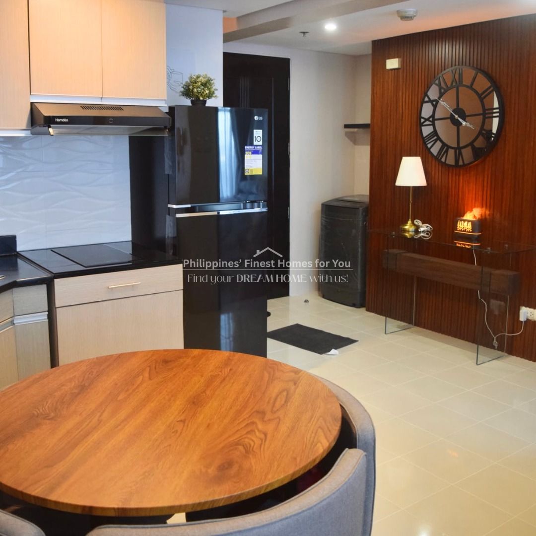 Condo for Rent: Eton Emerald Lofts 2BR Unit (Category: Apartments & Condos) located in San Juan City. Submitted by realtor.derrick (Listing ID 1439089966, Image 2). Description: ✨ For Lease: 2BR Loft-Type Condo at Eton Emerald Lofts ✨ 📍 Garnet Road, Ortigas Center, Pasig City Now available is a fully furnished 2-bedroom loft-type condominium at Eton Emerald Lofts, offering a stylish and functional living space in the heart of Ortigas Center. Wit