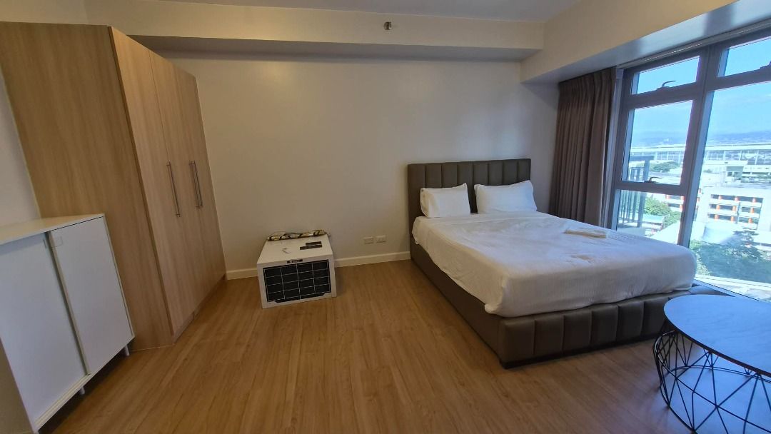 FOR SALE PARK TRIANGLE ALVEO BGC (Category: Apartments & Condos) located in Las Pinas. Submitted by listingsbyjeanne (Listing ID 1336515501, Image 3). Description: *FOR SALE* Park Triangle Alveo BGC Studio Units All brand new units 35 sqm, 8.99M net (Semi Furnished) 35 sqm, 8.91M net ( Fully Furnished) 38 sqm, 9.80M net ( Fully Furnished) Jeanne Pineda 09178927829 27750 •𝐎𝐓𝐇𝐄𝐑 𝐓𝐀𝐆𝐔𝐈𝐆 𝐏𝐑𝐎𝐏𝐄𝐑𝐓𝐈𝐄𝐒• East Gallery Place 2br corner 