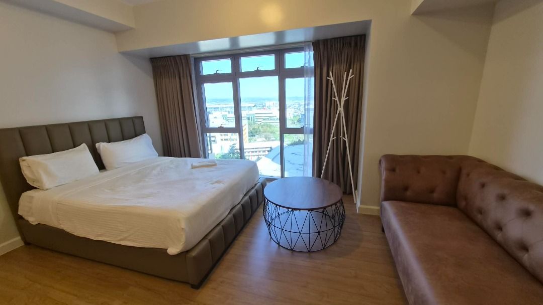 FOR SALE PARK TRIANGLE ALVEO BGC (Category: Apartments & Condos) located in Las Pinas. Submitted by listingsbyjeanne (Listing ID 1336515501, Image 1). Description: *FOR SALE* Park Triangle Alveo BGC Studio Units All brand new units 35 sqm, 8.99M net (Semi Furnished) 35 sqm, 8.91M net ( Fully Furnished) 38 sqm, 9.80M net ( Fully Furnished) Jeanne Pineda 09178927829 27750 •𝐎𝐓𝐇𝐄𝐑 𝐓𝐀𝐆𝐔𝐈𝐆 𝐏𝐑𝐎𝐏𝐄𝐑𝐓𝐈𝐄𝐒• East Gallery Place 2br corner 