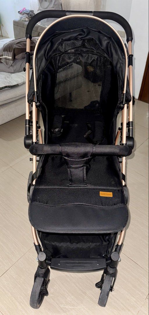 Giant Carrier Iker Stroller (Category: Strollers) located in San Pablo. Submitted by unicart (Listing ID 1439106246, Image 3). Description: .