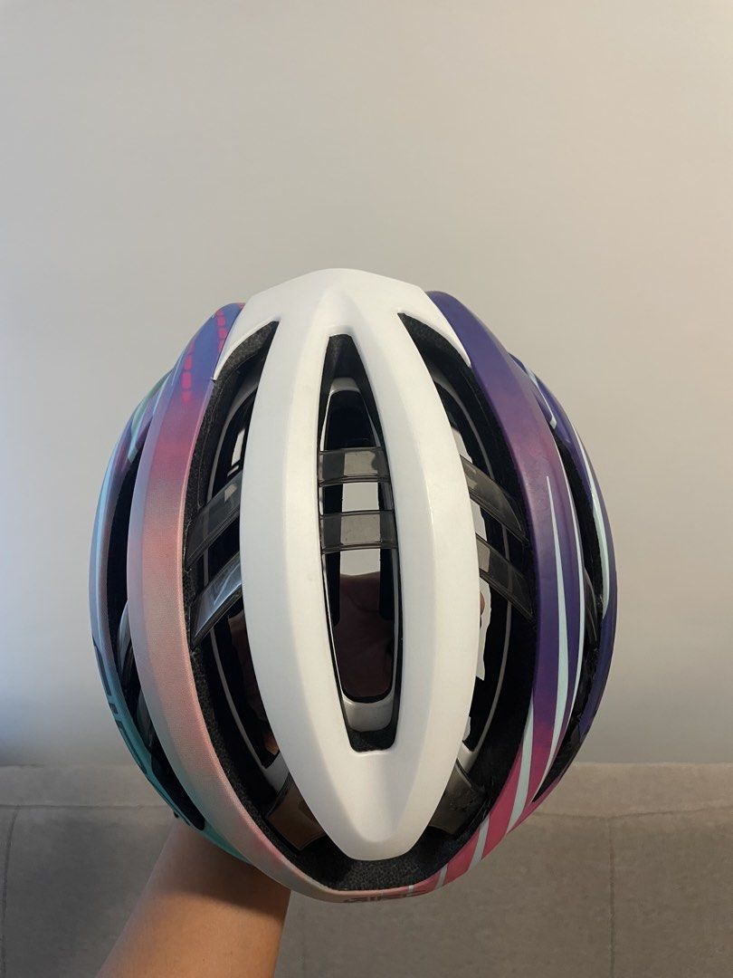 Giro Aries Spherical Helmet MIPS (Category: Bicycles) located in Calamba. Submitted by athlete_decluttering (Listing ID 1439079325, Image 3). Description: Negotiable Size: S (51-55cm) Got this for 18k RFS: declutterring Issues: No issues with the helmet, just the sticker/print Location: Nuvali, Laguna .