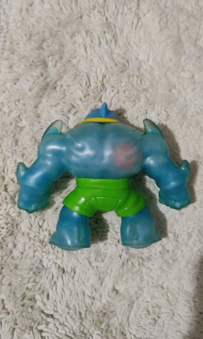 Goo Jit Zu Good Shifters Thrash (Category: Designer & Blind Box Toys) located in Pasig City. Submitted by paxian_bedsheets_777 (Listing ID 1439203488, Image 3). Description: Goo Jit Zu Good Shifters Thrash pre loved sign of usage.