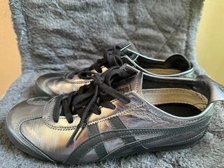 (Category: ) located in . Submitted by niks_preloved (Listing ID 1439181801, Image 1). Description: .