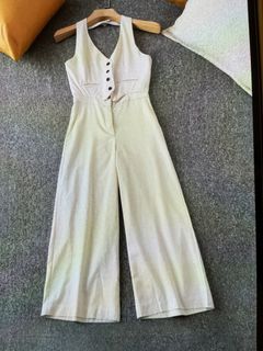 (Category: ) located in . Submitted by vantage.collective (Listing ID 1439209939, Image 1). Description: .