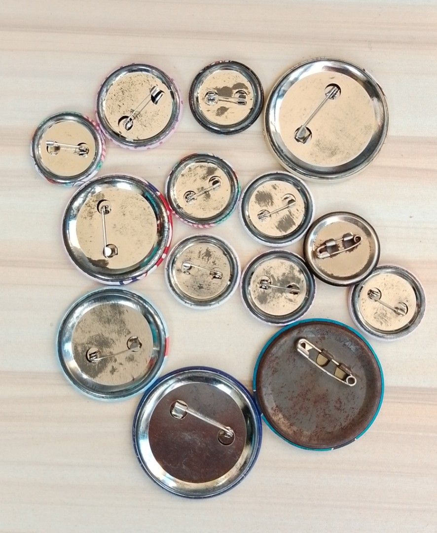 Hello kitty pin as is take all 190 (Category: Character Goods) located in Quezon City. Submitted by cjwstore (Listing ID 1439189588, Image 2). Description: check more photos QC area pick up.
