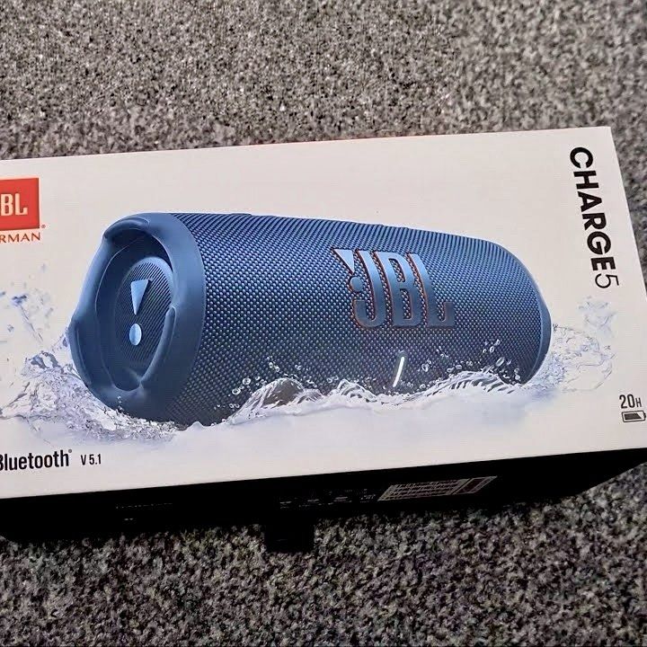 JBL Charge 5 Bluetooth Speaker - Blue460389875272929280