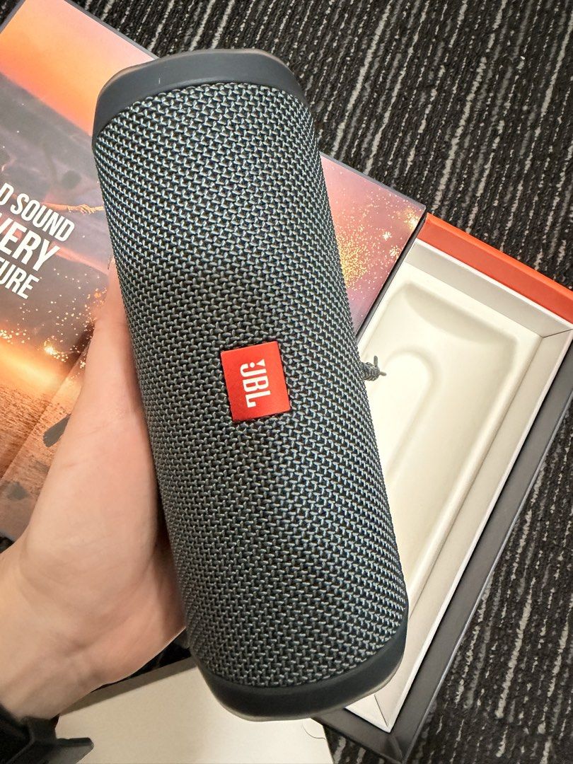 JBL Flip Essential 2460159619265341443