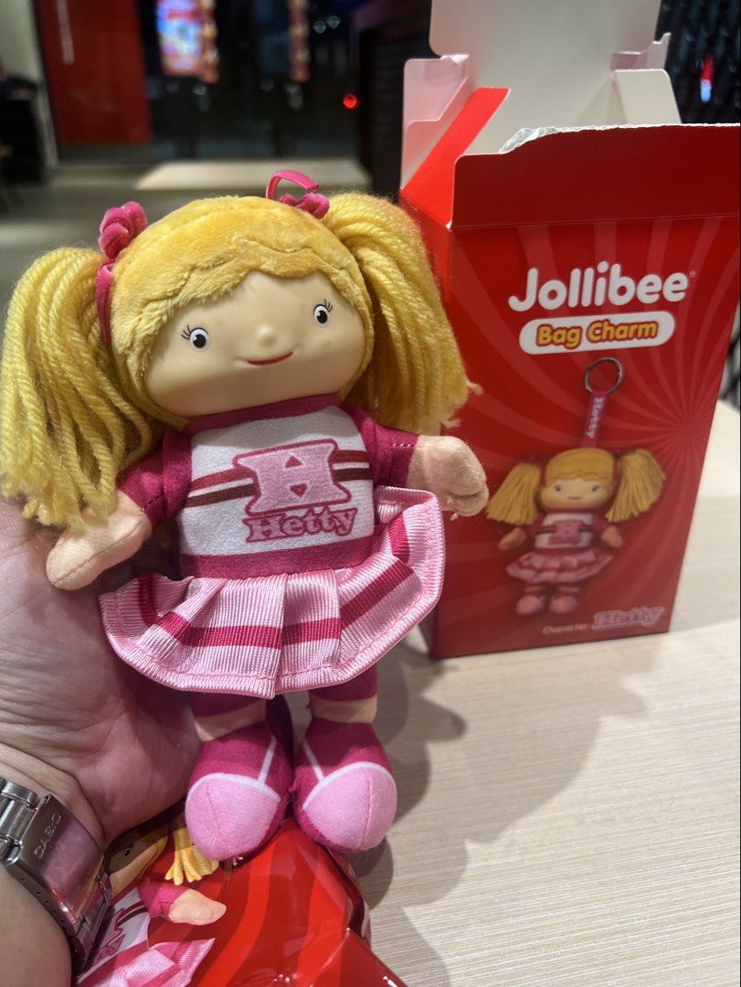 JOLLIBEE BAG CHARM - HETTY (Category: Character Goods) located in Manila. Submitted by toystorres07 (Listing ID 1438236827, Image 1). Description: * Exclusive Release: The latest Jollibee Bag Charm is a limited edition item. It’s rare to find and highly sought after by collectors. ‍️ * Collectible Gem: This charm is part of the Jollibee collection. It’s almost sold out at all branches nationwide. Don’t miss out on this trending toy! * Limited Tim