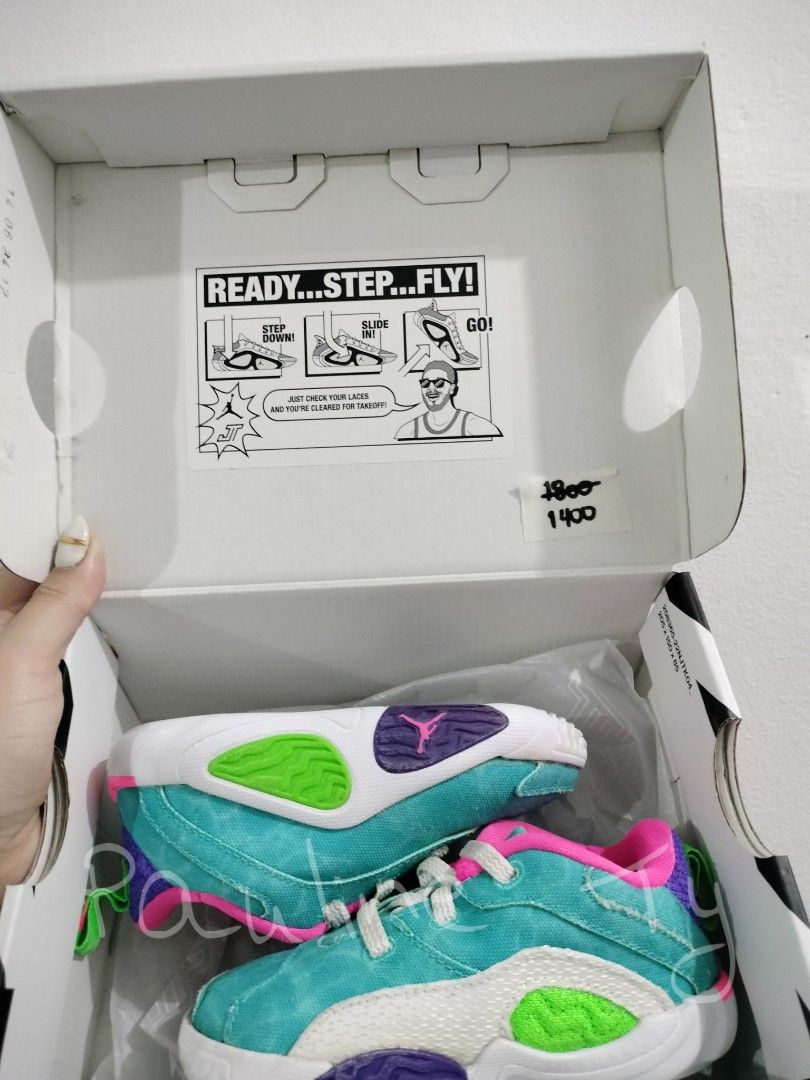 Jordan Tatum 2 (TD) Hyper Jade (Category: Babies & Kids Fashion) located in Taguig. Submitted by pauline_ty (Listing ID 1439227842, Image 2). Description: - Jordan Tatum 2 (TD) sneakers - Size: 7C - Color: Teal upper with pink and green accents - Features: White laces, white soles with purple detailing - Includes: Original box.