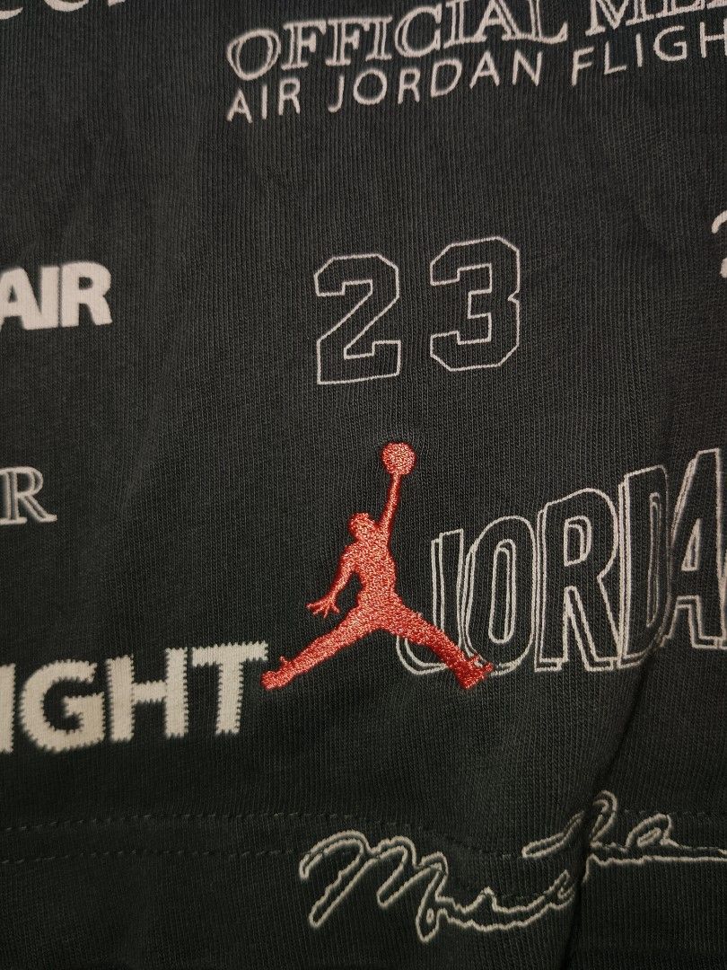 Jordan T-shirt Good Condition (Category: Tshirts & Polo Shirts ) located in Moalboal. Submitted by domosmogfr47533 (Listing ID 1439189487, Image 3). Description: Jordan Flight MVP 85 T-shirt,a red Jumpman logo is embroidered,size medium fit to large,no issue , south cebu location DM 📩.