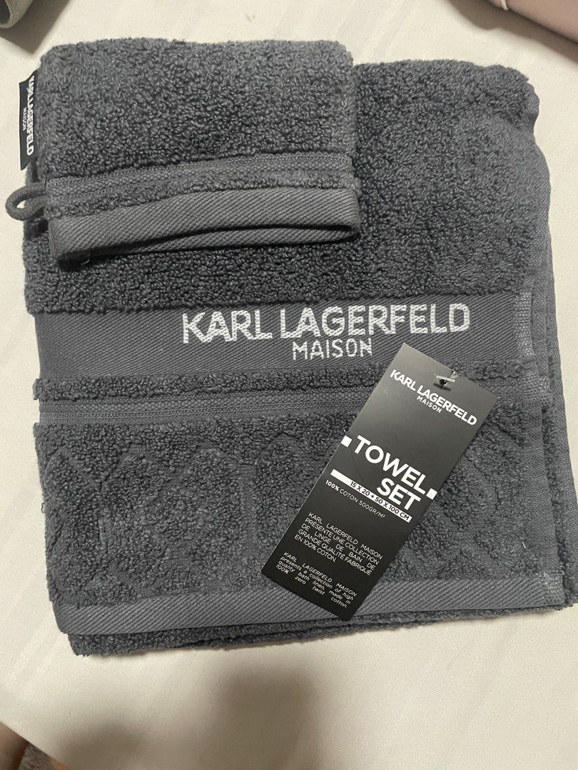 KARL LAGERFELD MAISON TOWEL SET, GRAY (Category: Bedding & Towels) located in Quezon City. Submitted by carsenmktg (Listing ID 1439237122, Image 1). Description: KARL LAGERFELD MAISON TOWEL SET, GRAY Guaranteed authentic. Brand new with tags. Just came in from the u.s. Package includes: Karl Lagerfeld full size towel + washcloth Dimesnsions: Towel 100/50 cm and washcloth 20/10 cm Material: 100% cotton.