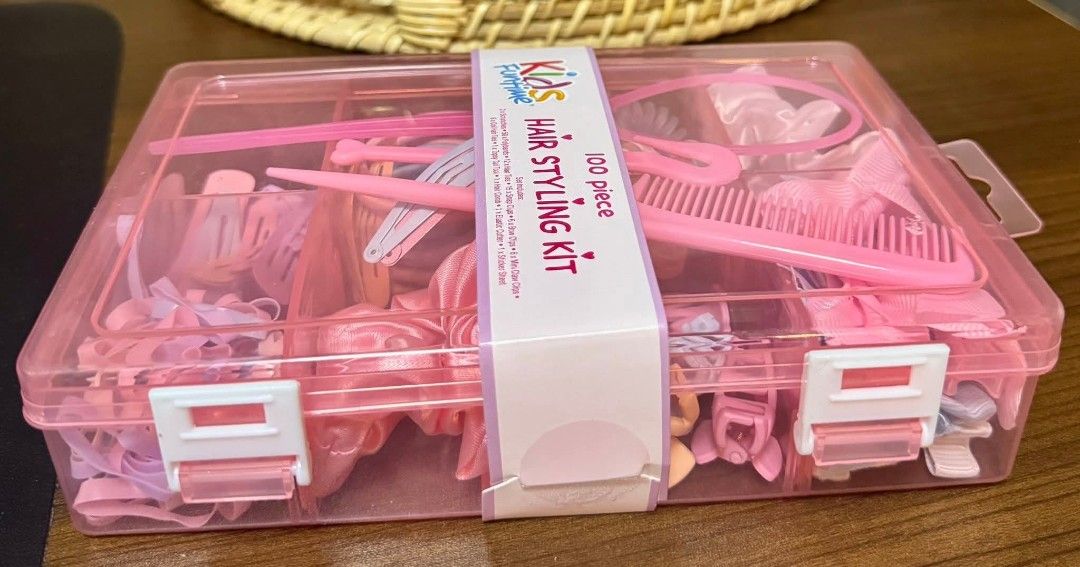 kids funtime hair styling kit (Category: Babies & Kids Fashion) located in Manila. Submitted by ormelynmal86309 (Listing ID 1439103091, Image 2). Description: kids funtime hair styling kit ~~~₱300.