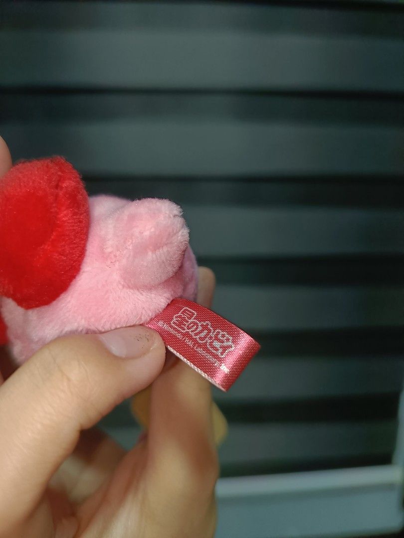 Kirby Classic Charm Plushie (Category: Plushies & Soft Toys) located in Bacoor. Submitted by raket_projects (Listing ID 1439112391, Image 3). Description: P280 only Kirby Classic Charm Plushie 🩷 As is wyswyg 🩷 Clean and fresh 🫧 🩷 With clear etiketa 🩷 With papertag ✨.