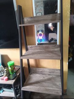 (Category: ) located in . Submitted by boldearth.ec17eb (Listing ID 1439132704, Image 1). Description: .