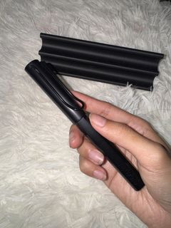 (Category: ) located in . Submitted by kimlizaso (Listing ID 1439184850, Image 1). Description: .