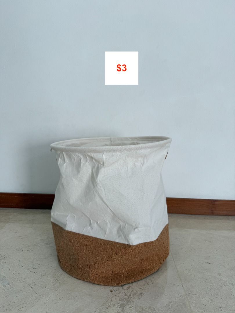 Laundry basket460774040593377281