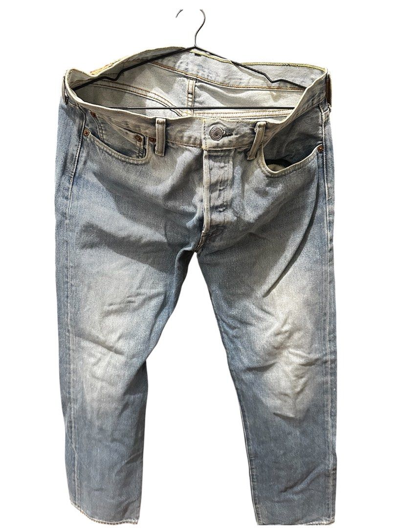 Levi's 501 Jeans - W33 L32 (Category: Jeans) located in Santa Rosa. Submitted by jpeg.looo (Listing ID 1439112239, Image 3). Description: - Levi's 501 jeans - Light wash - Straight leg - Size: W33 L32 - Button fly - Classic five-pocket design - Levi's red tab - Levi's logo on back pocket.
