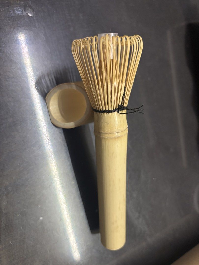 Long handle Bamboo Matcha Whisk and Holder (Category: Coffee & Tea Tableware) located in Makati City. Submitted by bbnski (Listing ID 1439194793, Image 2). Description: - Brand new bamboo matcha whisk and holder. - from japan.