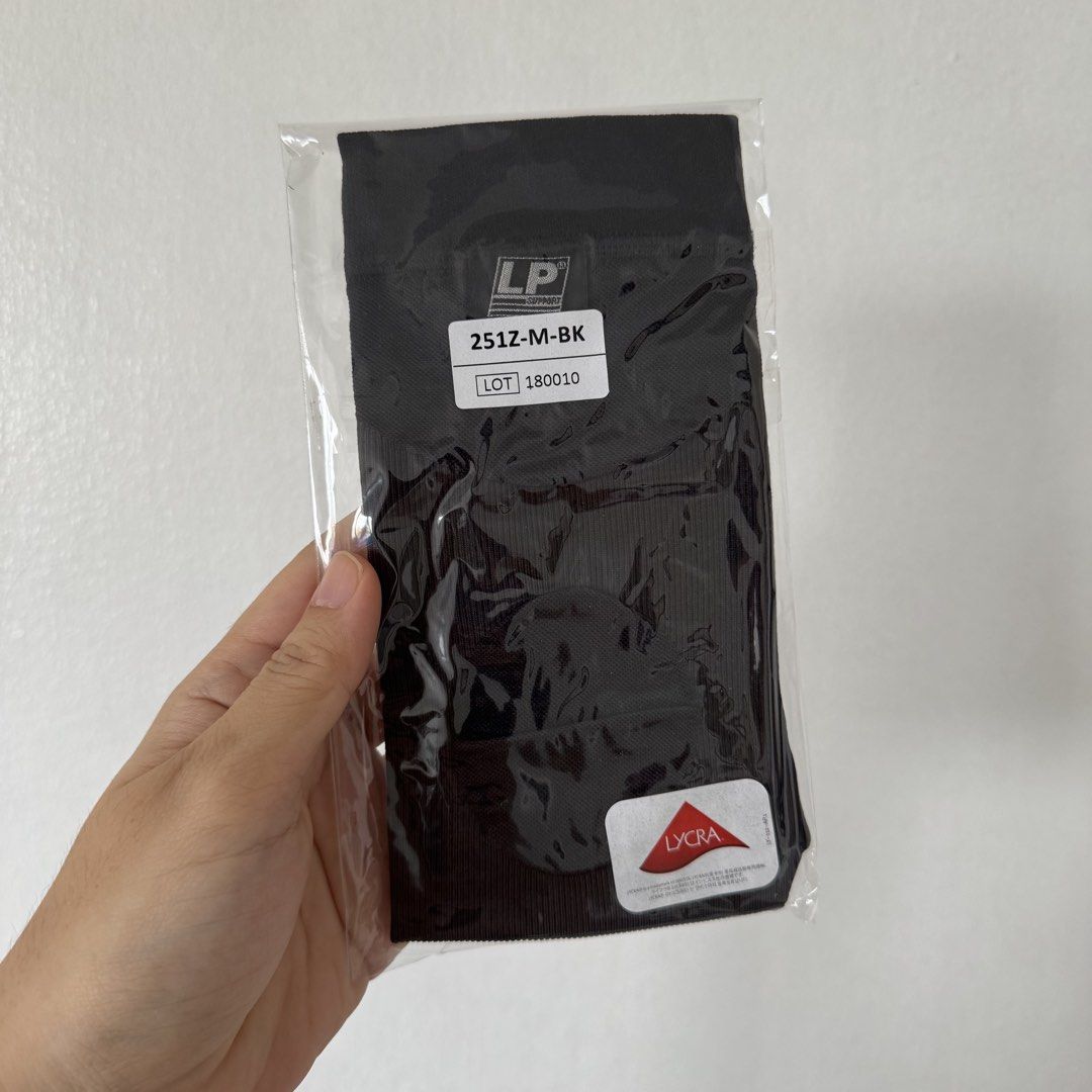 LP SUPPORT 251Z Arm Compression Sleeve 20pcs Bundle (Category: Braces, Support & Protection) located in Manila. Submitted by miskym (Listing ID 1439122579, Image 2). Description: Wholesale Price: 840.00/ea for 20pcs 900.00/ea for 10pcs 950.00/ea for 5pcs Retail Price: 1,050.00 Please refer to size chart for measurements All sizes are available ONHAND & READY TO SHIP!.