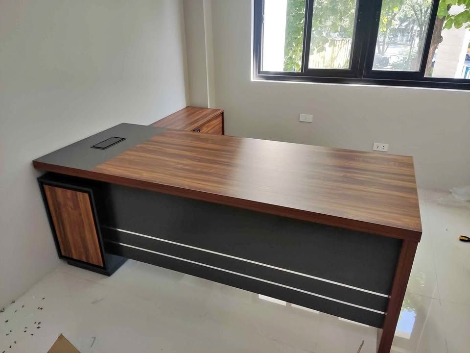 L-Shaped Office Desk with Storage Office Partition Office Furniture (Category: Office Furniture & Fixtures) located in Paranaque City. Submitted by alexa_ltsdeco (Listing ID 1439150540, Image 2). Description: For inquiry, Quotation, estimate and orders please call us for faster transaction or kindly send your floor plan layout via email: Look for Ms. Anne -Sale's Executive- 📞V I B E R NUMBER - 09318363986 📩Email: roxanne25.ltsdecofurniture(at)g