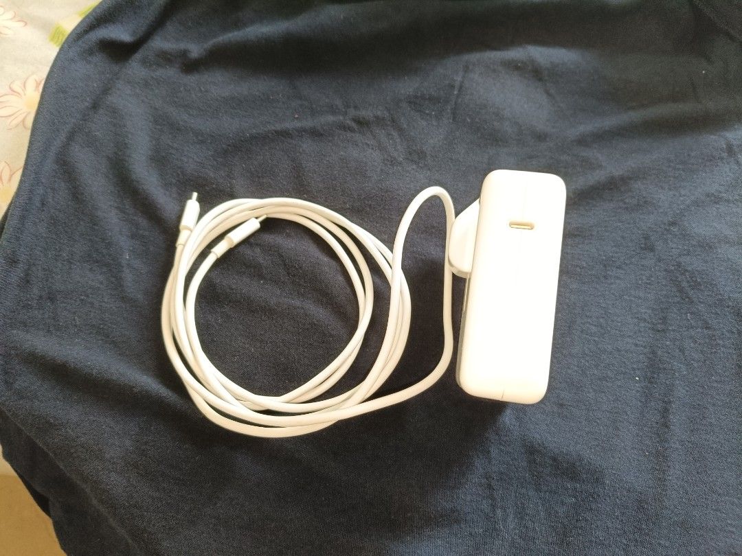 Macbook 96w Type C charger460161428667115520