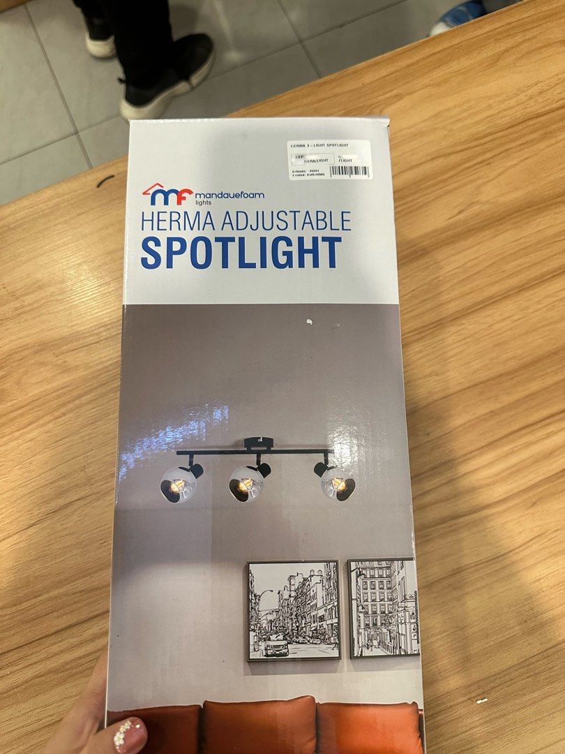 Mandaue Foam Herma Adjustable Spotlight Bar Light Counter Light (Category: Lighting) located in Lipa City. Submitted by 2013124841 (Listing ID 1439120387, Image 2). Description: - Herma adjustable spotlight - bought from Mandaue Foam (original price: ₱1,600) last May 7, 2026 - Features three adjustable light heads - Sleek black finish - no light bulbs included - good as 🆕 rfs: i changed my bar light mod: Lalamove, LBC cash on pick up, J&T mop: G