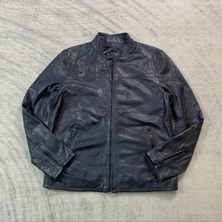 (Category: ) located in . Submitted by simplethrift (Listing ID 1437805819, Image 1). Description: .
