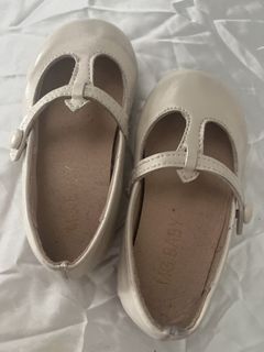 (Category: ) located in . Submitted by thyrapreloved (Listing ID 1439128166, Image 1). Description: .