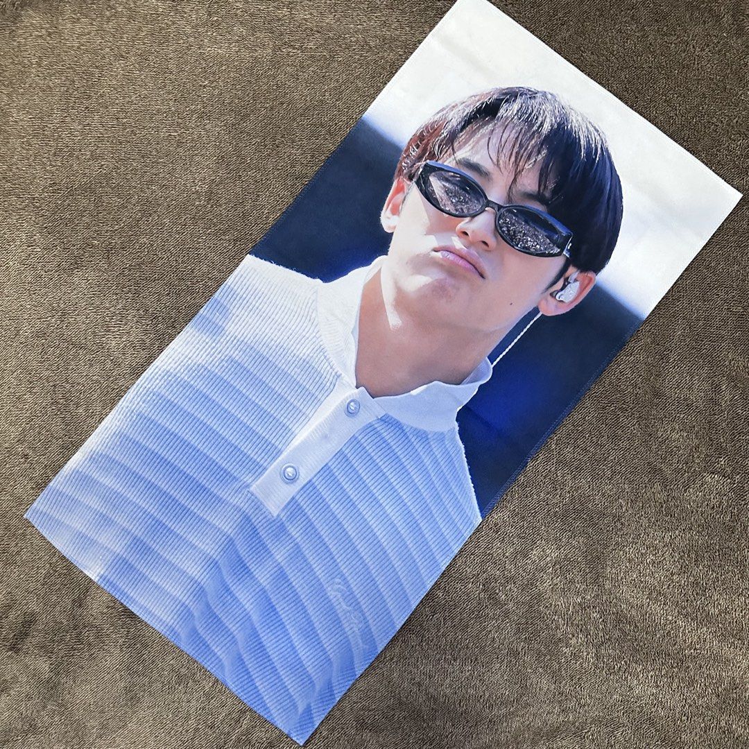 Mingyu cheering kit slogan cloth banner (Category: Other Merchandise) located in Antipolo. Submitted by woozisruby (Listing ID 1439191682, Image 2). Description: 1000 set Items price + 15 pf + sf Mop: gcash, maya Mod: jnt, sdd Dop: payo/1 week reservation with nrdp.