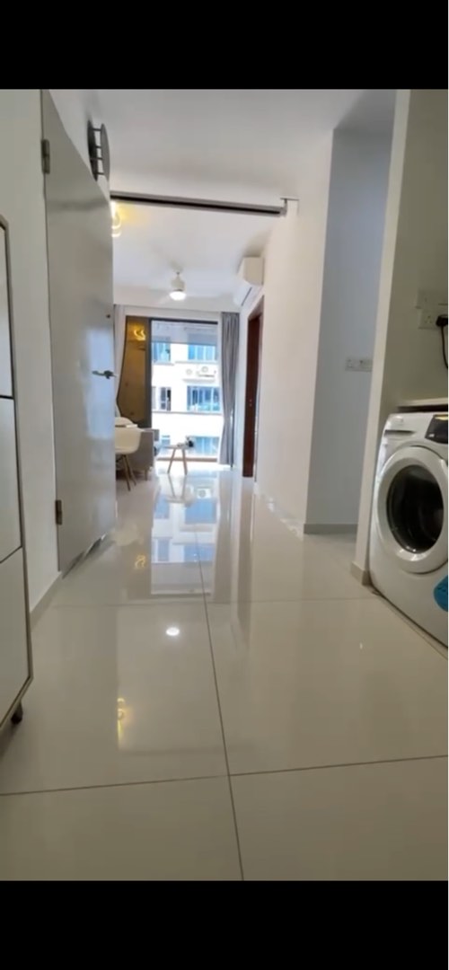 (Category: ) located in . Submitted by poorlun (Listing ID 1439079254, Image 1). Description: .