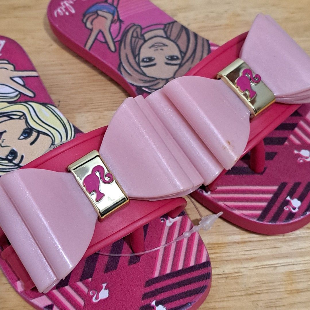 NEW Barbie Big Bow Sandals Pink (Category: Babies & Kids Fashion) located in Caloocan City. Submitted by 2ndhand.manila (Listing ID 1439193337, Image 3). Description: ▪️NO COD/COP ▪️Ship thru J&T ▪️Lalamove/Grab Express ▪️G-Cash or Bank Transfer ▪️Location: North Caloocan.