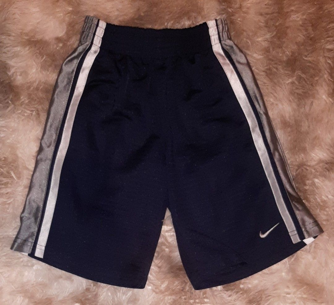 Nike Boys' Shorts Size 6 (Category: Babies & Kids Fashion) located in Baguio. Submitted by missyjhen81 (Listing ID 1439202378, Image 1). Description: 📝📷Products and Photos and Information • Onhand • Actual photos • Clean items • Accurate sizes • Fast replies • Careful packing • Honest descriptions *Product color image may slightly differ due to lighting. 💳Payment Methods • GCASH • Maya • BPI Bank Transfer NOTE: • Make an offer only if you are 